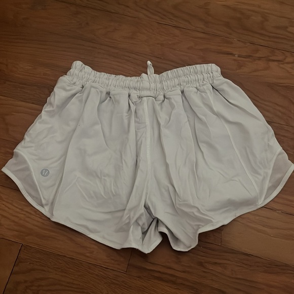 White Lululemon Hotty Hot Shorts - Picture 2 of 5